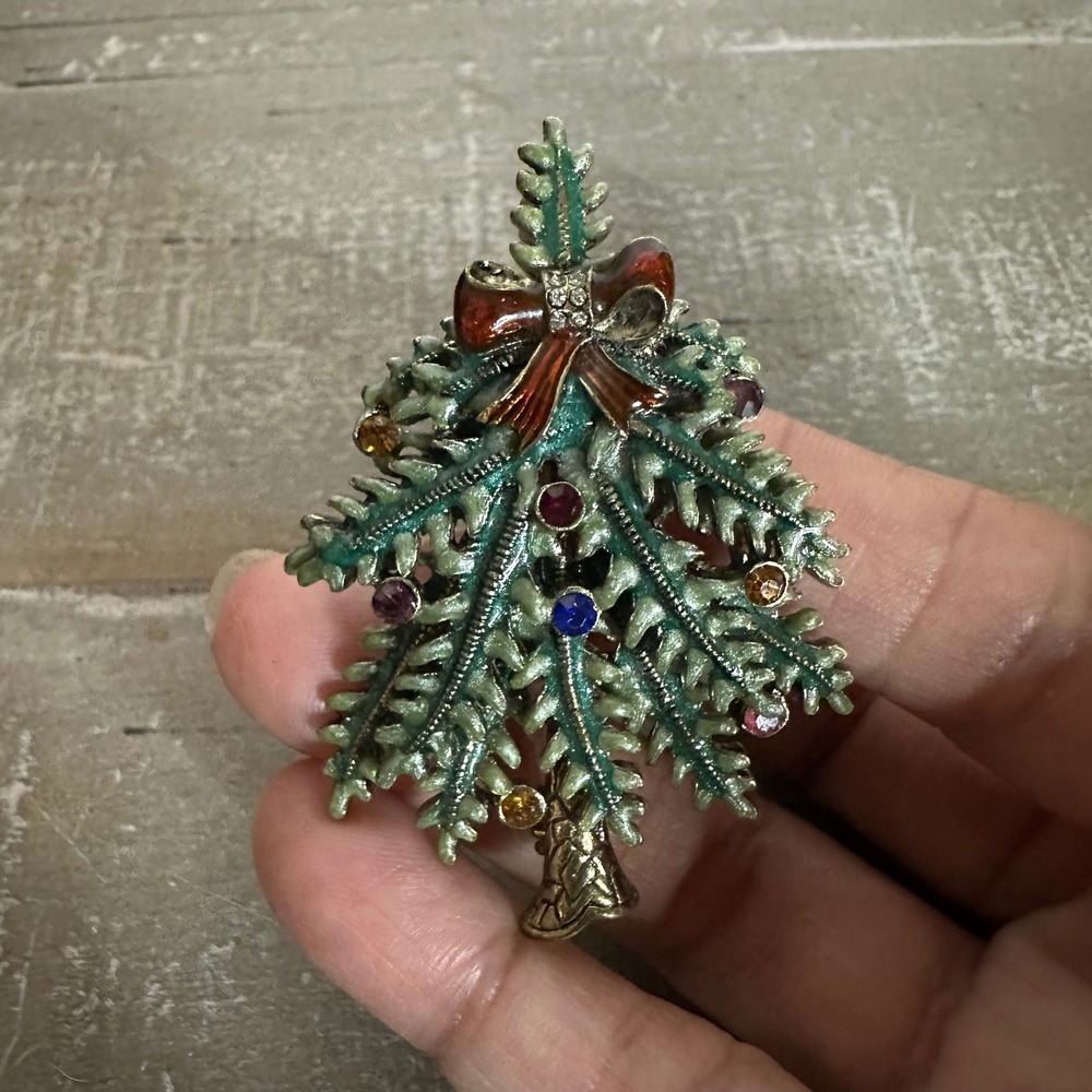 Vintage Avon 2004 First Annual Christmas‎ Tree Brooch Pin Green Holiday